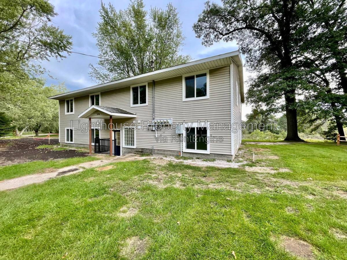 Apartment for rent at 1500 Carr Rd #3, Muskegon, MI 49442