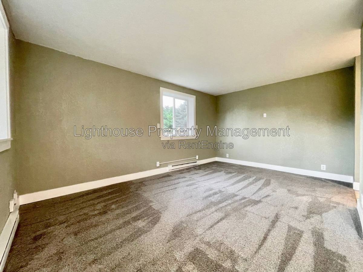 Apartment for rent at 1500 Carr Rd #3, Muskegon, MI 49442