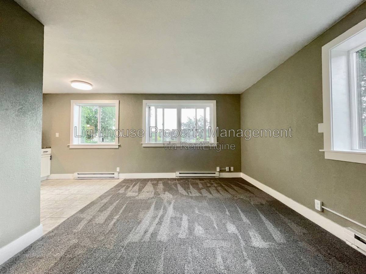 Apartment for rent at 1500 Carr Rd #3, Muskegon, MI 49442