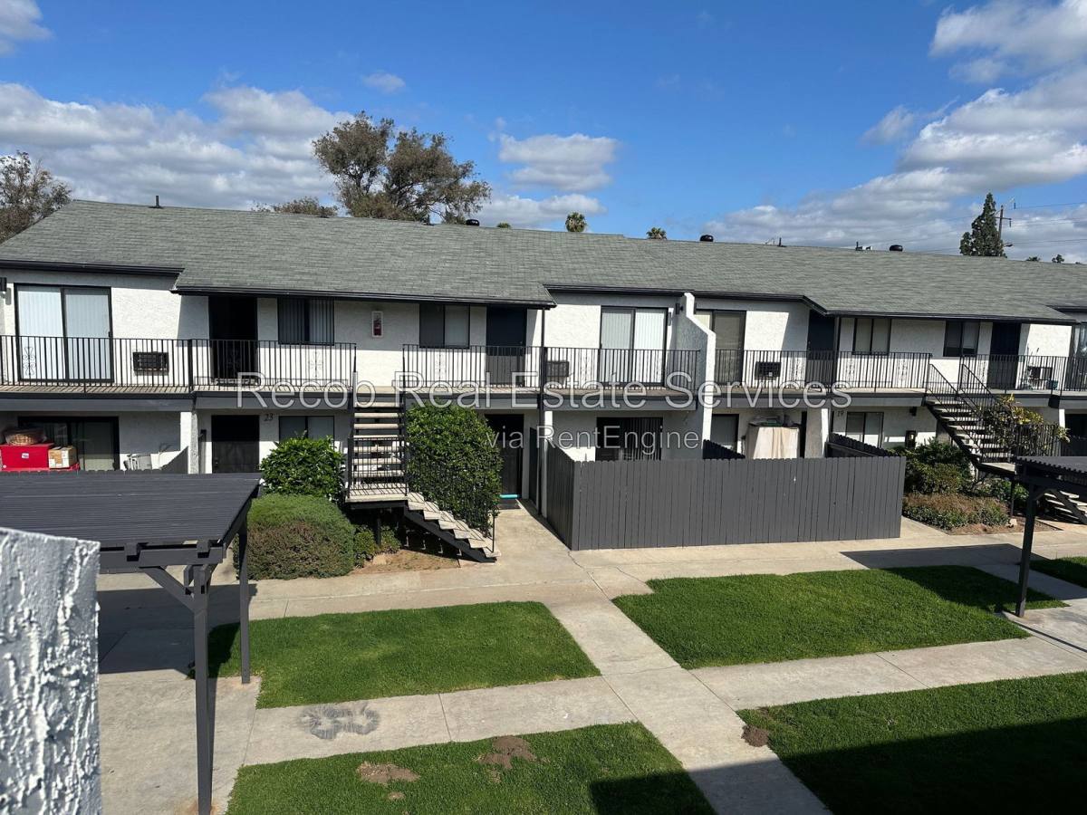 Apartment for rent at 716 Broadway #20, El Cajon, CA 92021