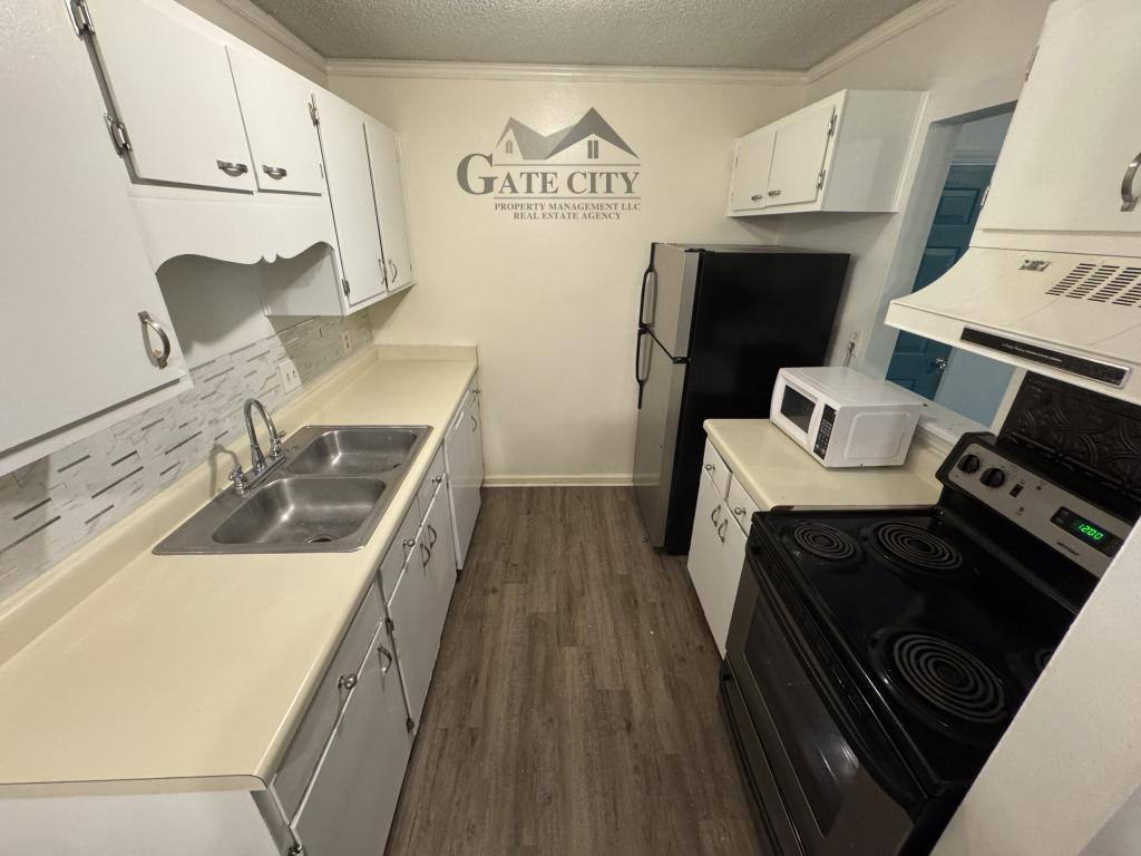 Condo for rent at 5661 F Hornaday Rd, Greensboro, NC 27409