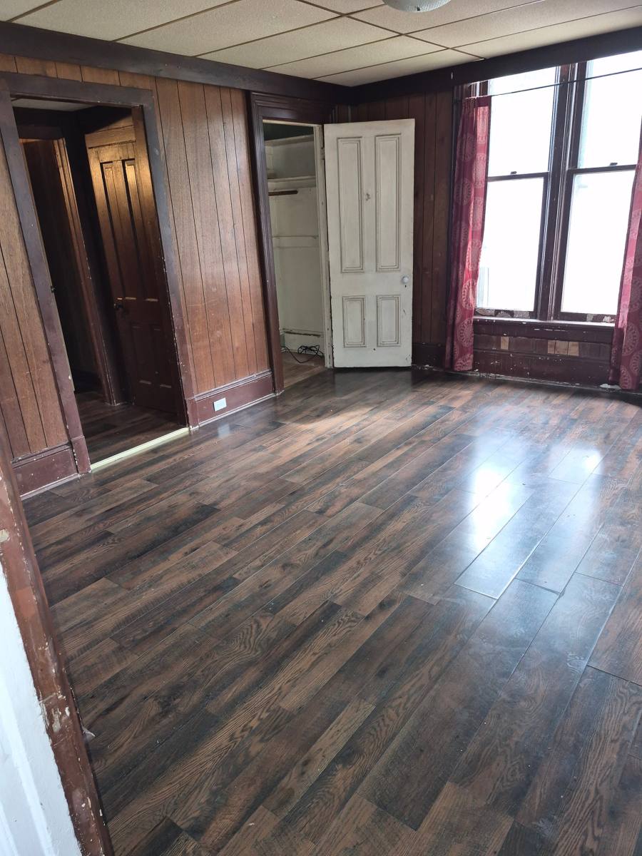 Apartment for rent at 125 E Lafayette St #4, Ottawa, IL 61350