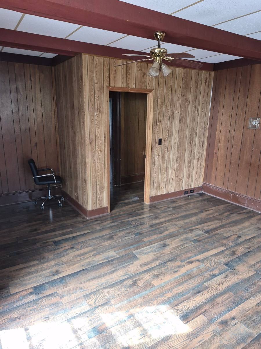 Apartment for rent at 125 E Lafayette St #4, Ottawa, IL 61350