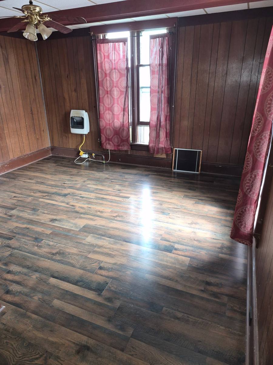 Apartment for rent at 125 E Lafayette St #4, Ottawa, IL 61350