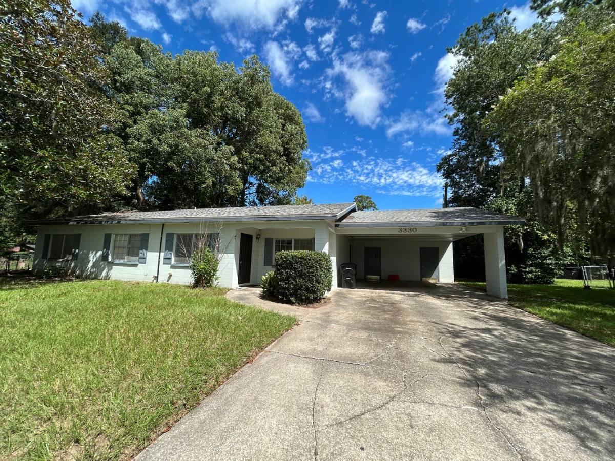 House for rent at 3330 NW 27th Ave, Gainesville, FL 32605