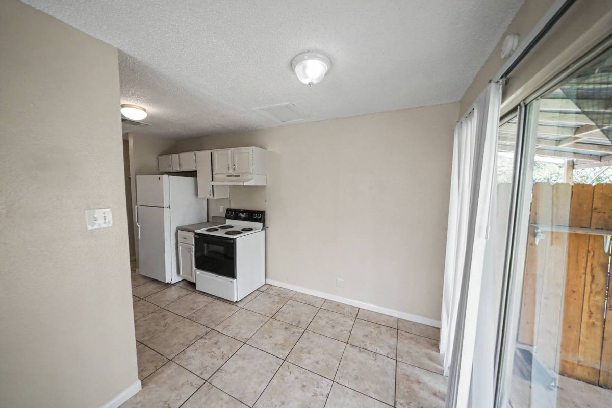 Apartment for rent at 5216 Meadow Field Ave, San Antonio, TX 78250