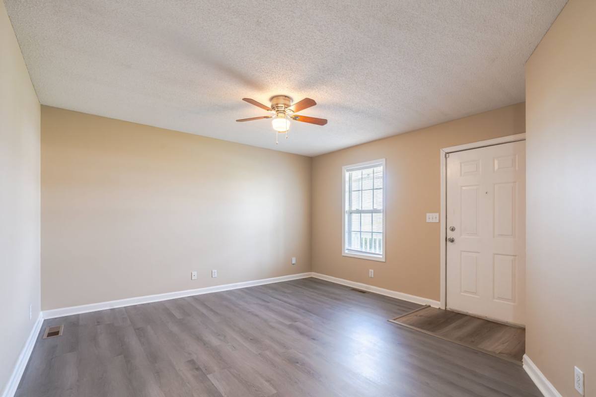 House for rent at 511 Potomac Dr, Oak Grove, KY 42262