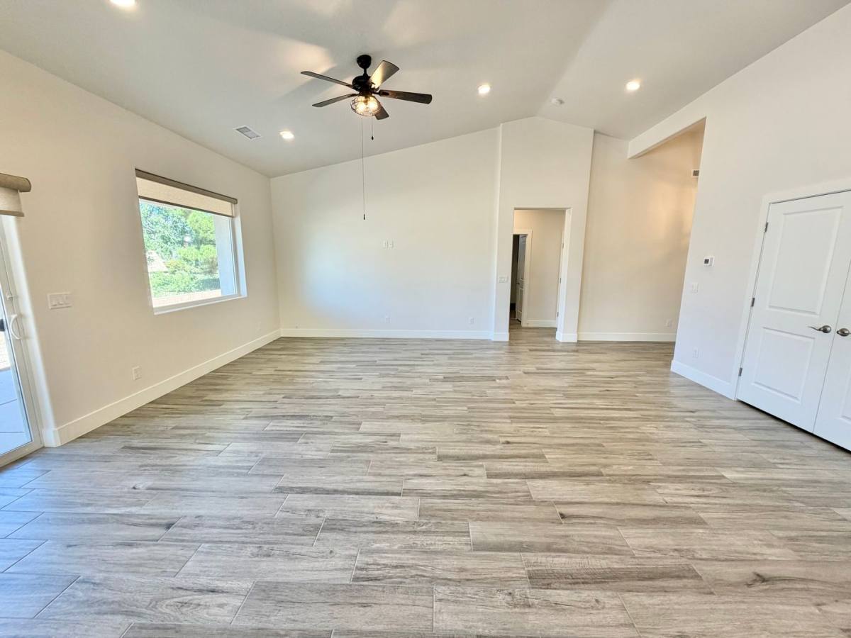 House for rent at 9 N Main St, La Verkin, UT 84745