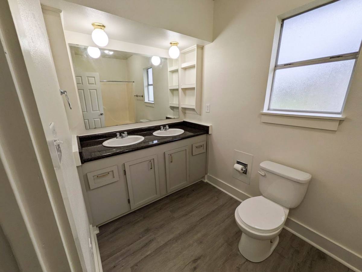 House for rent at 230 Moreland St, Vidor, TX 77662