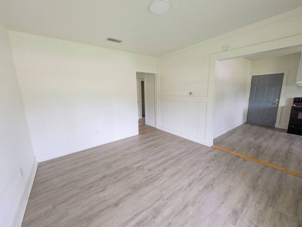 House for rent at 230 Moreland St, Vidor, TX 77662