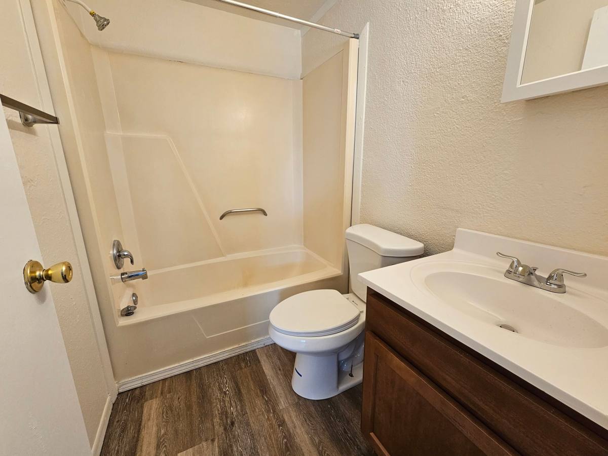 Apartment for rent at 1933 W Alexis Rd, Toledo, OH 43613