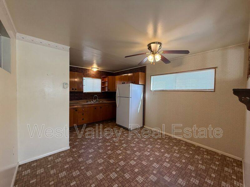House for rent at 414 S 10th St, Taft, CA 93268