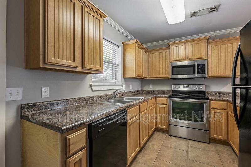 Apartment for rent at 2210 Karrington Ridge, Springdale, AR 72762