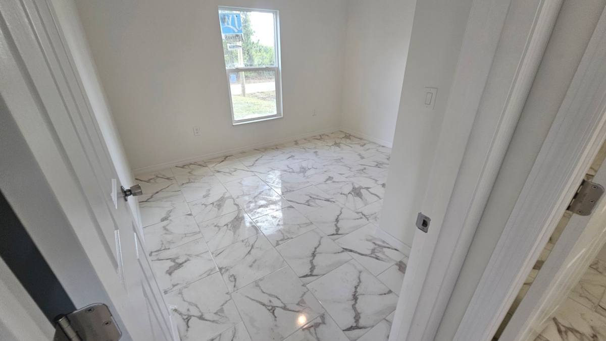 2913 Connie Ave N, Lehigh Acres, FL 33971 - House for Rent - Image 10