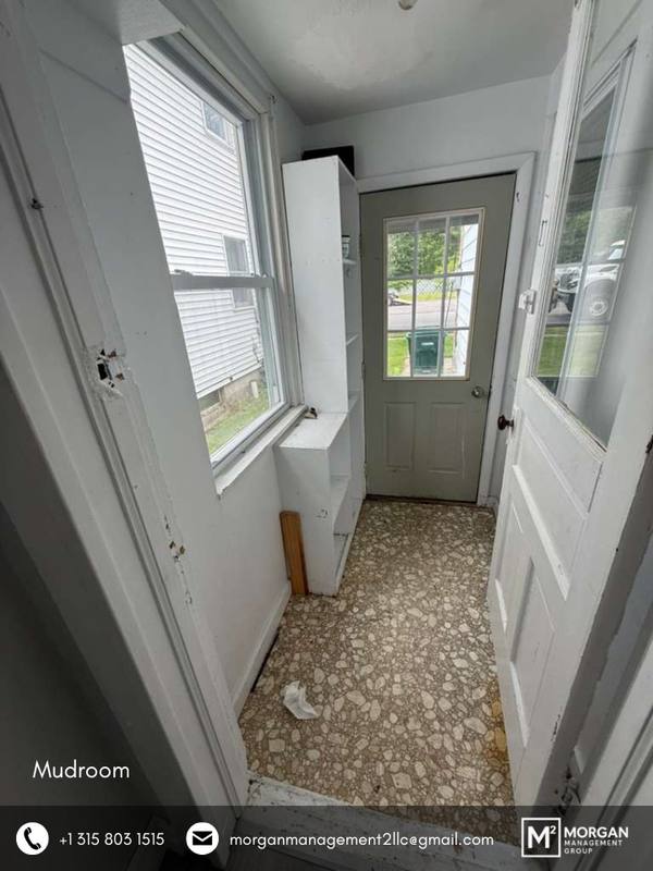 House for rent at 96 1 2 E Schuyler St, Oswego, NY 13126