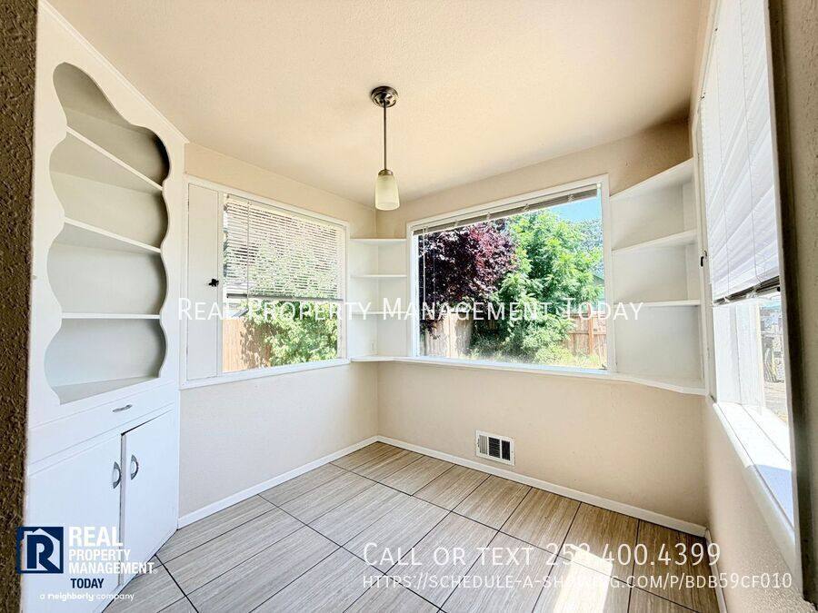 Apartment for rent at 5419 S Birmingham St, Tacoma, WA 98408