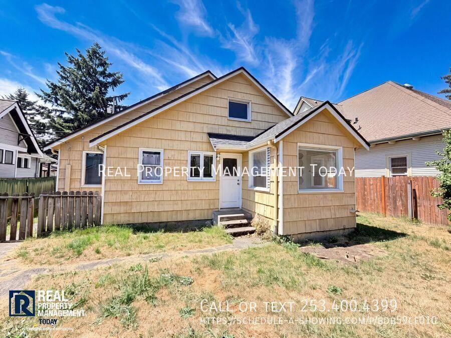 Apartment for rent at 5419 S Birmingham St, Tacoma, WA 98408