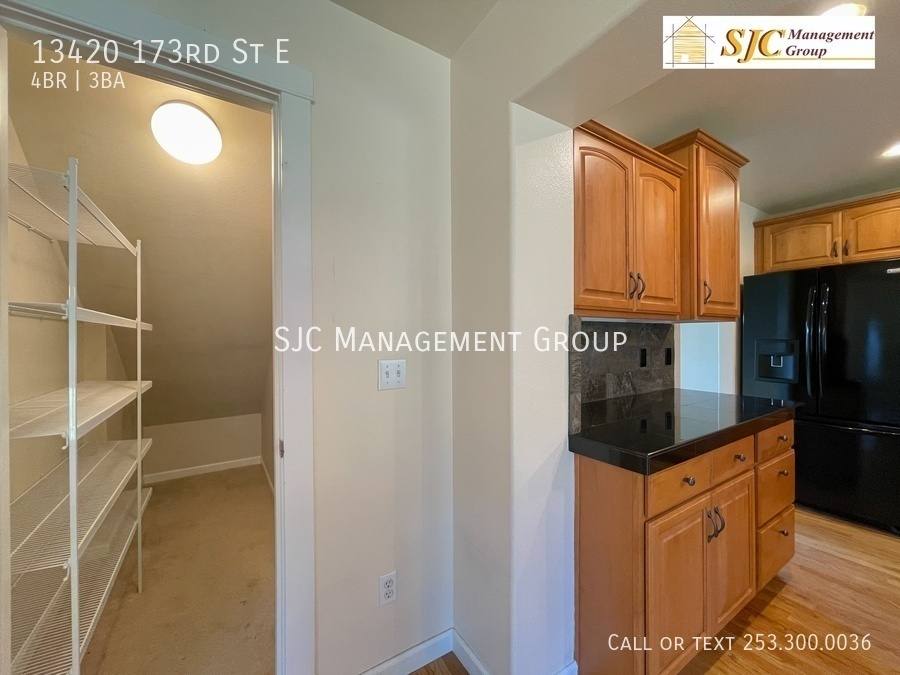 House for rent at 13420 173rd St E, Puyallup, WA 98374