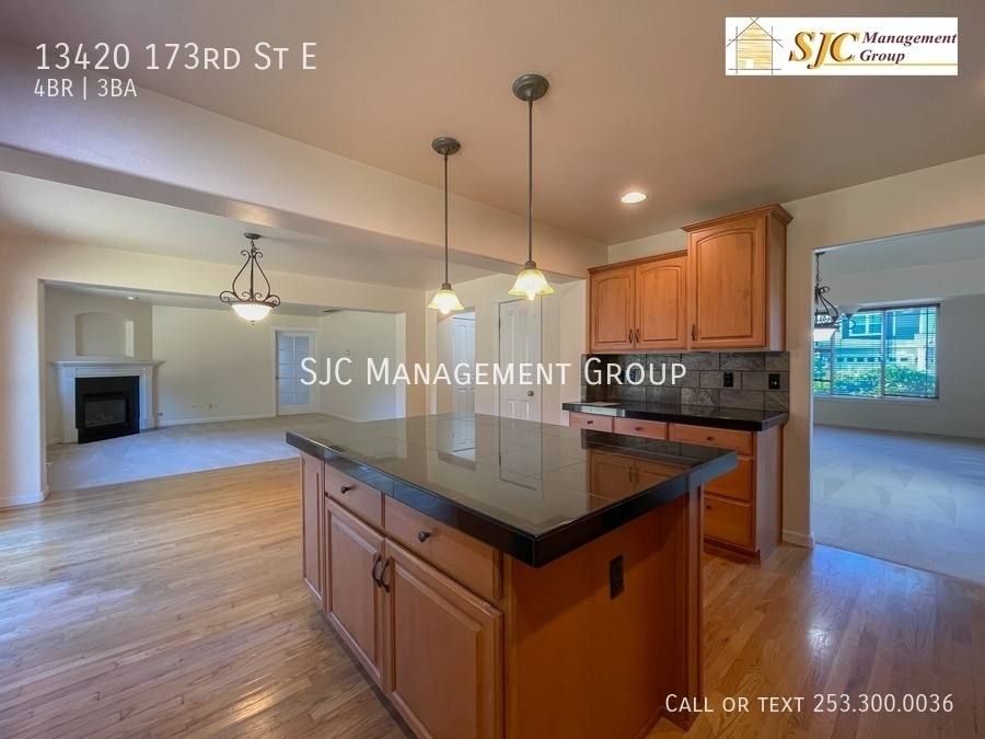 House for rent at 13420 173rd St E, Puyallup, WA 98374