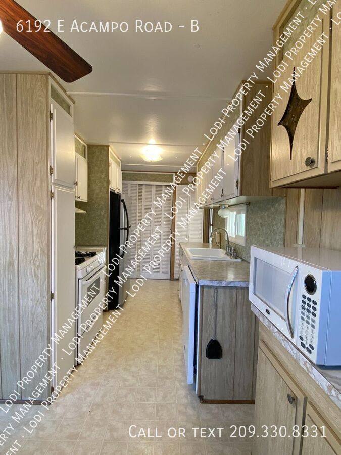 House for rent at 6192 E Acampo Rd #B, Acampo, CA 95220