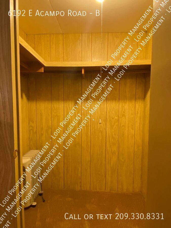 House for rent at 6192 E Acampo Rd #B, Acampo, CA 95220