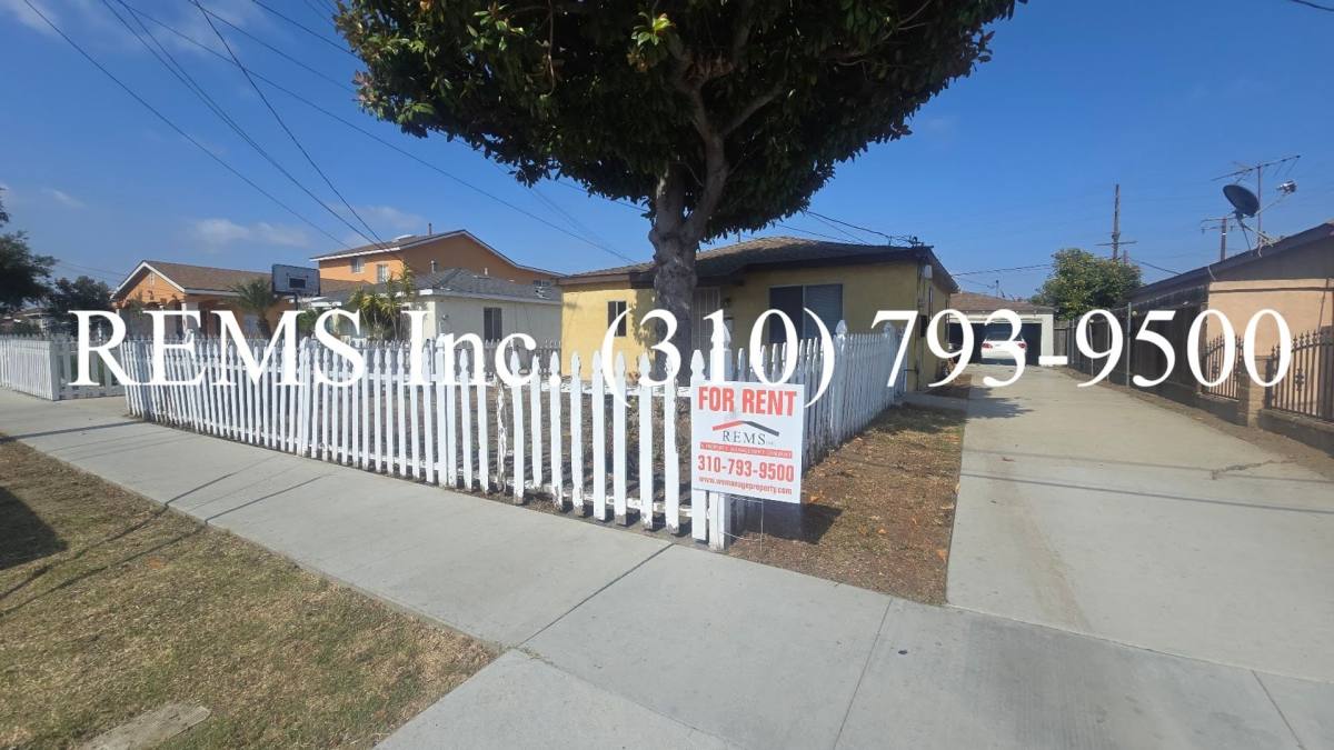 Apartment for rent at 15340 Avis Ave, Lawndale, CA 90260