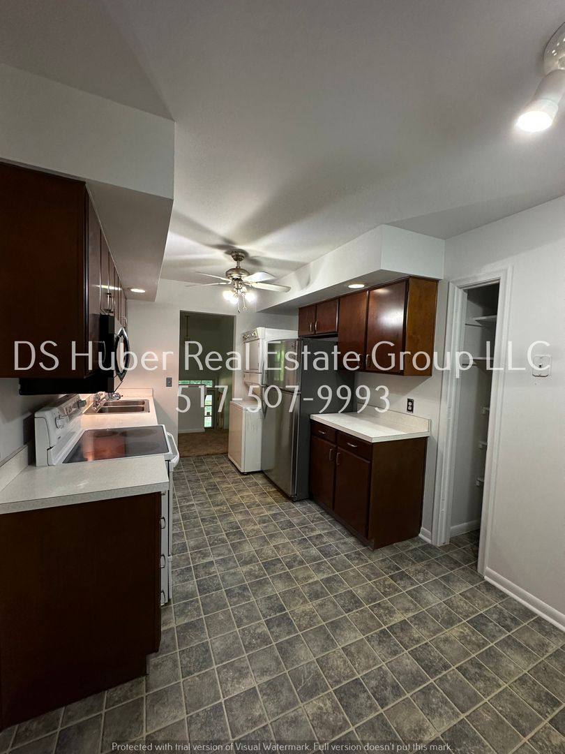 Apartment for rent at 12469 Kruger Lane, Dewitt, MI 48820