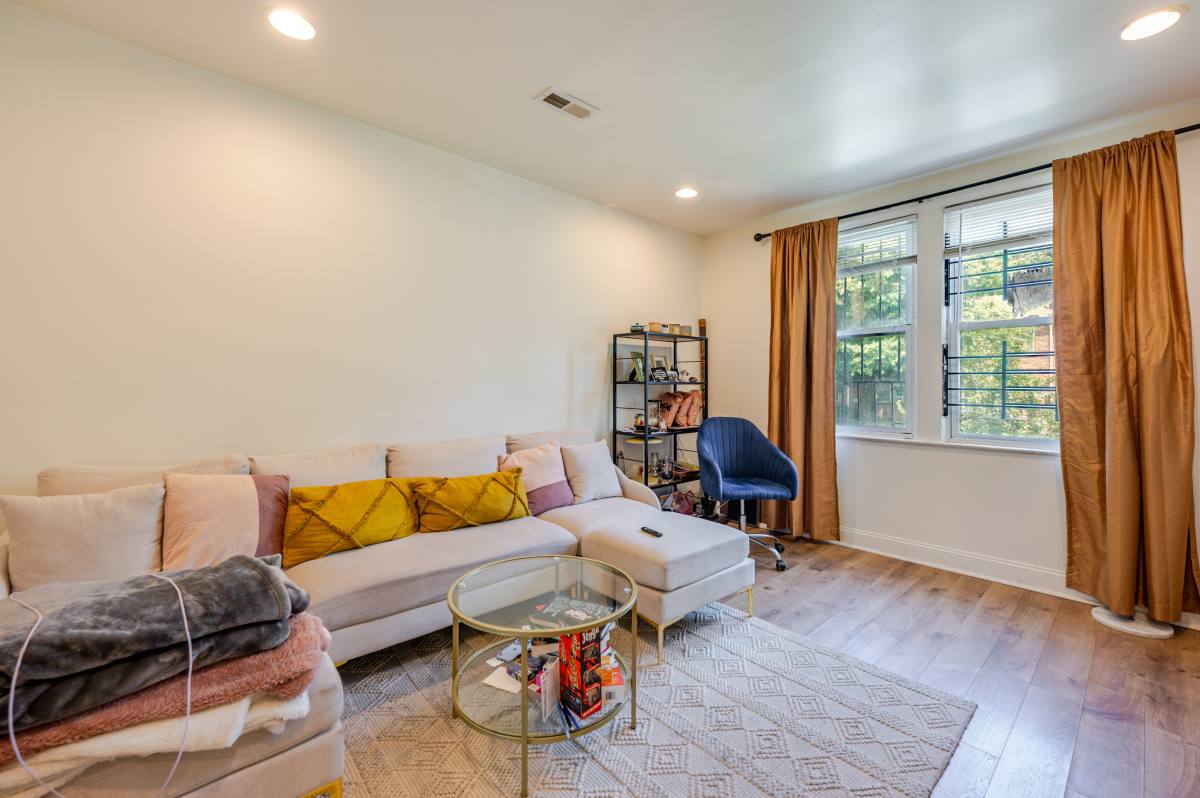 Apartment for rent at 1909 M St NE #2, Washington, DC 20002