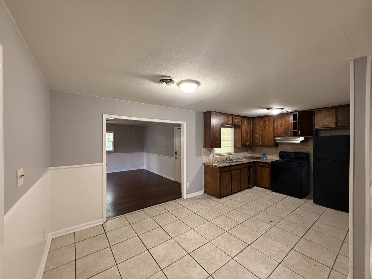 House for rent at 4426 Narrow Lane Rd, Montgomery, AL 36116