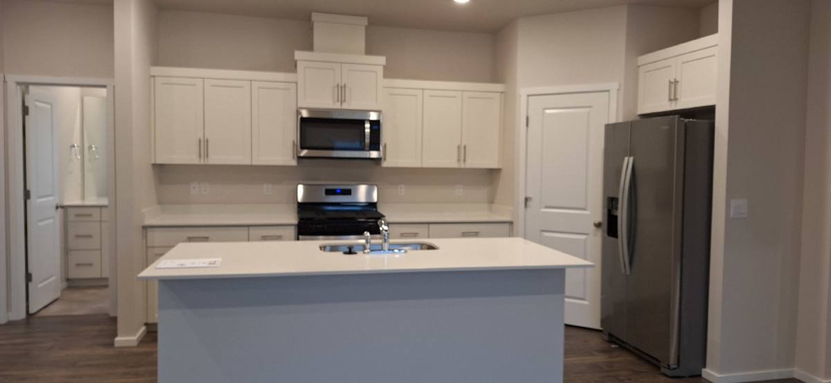 House for rent at 1454 NE Boxcar Dr, Prineville, OR 97754