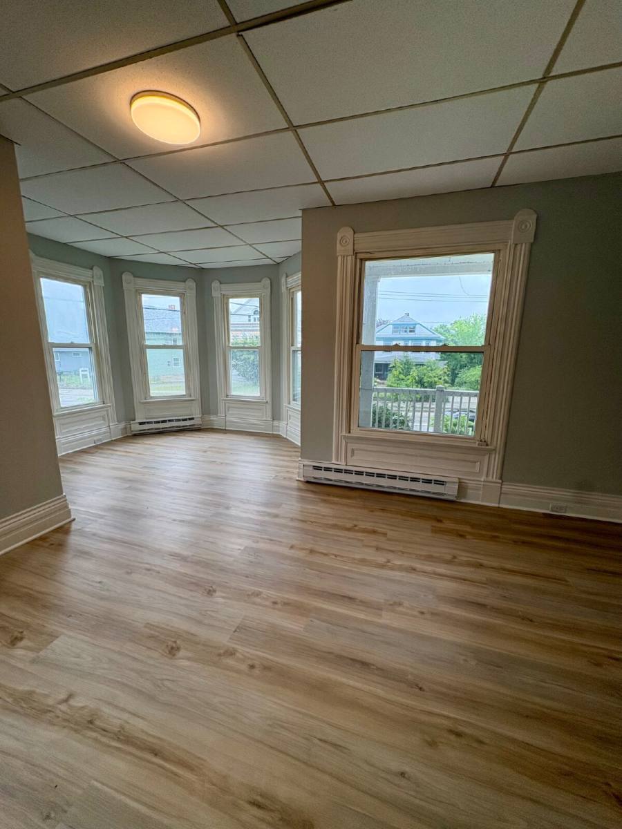 Apartment for rent at 285 Montauk Ave #1, New London, CT 06320