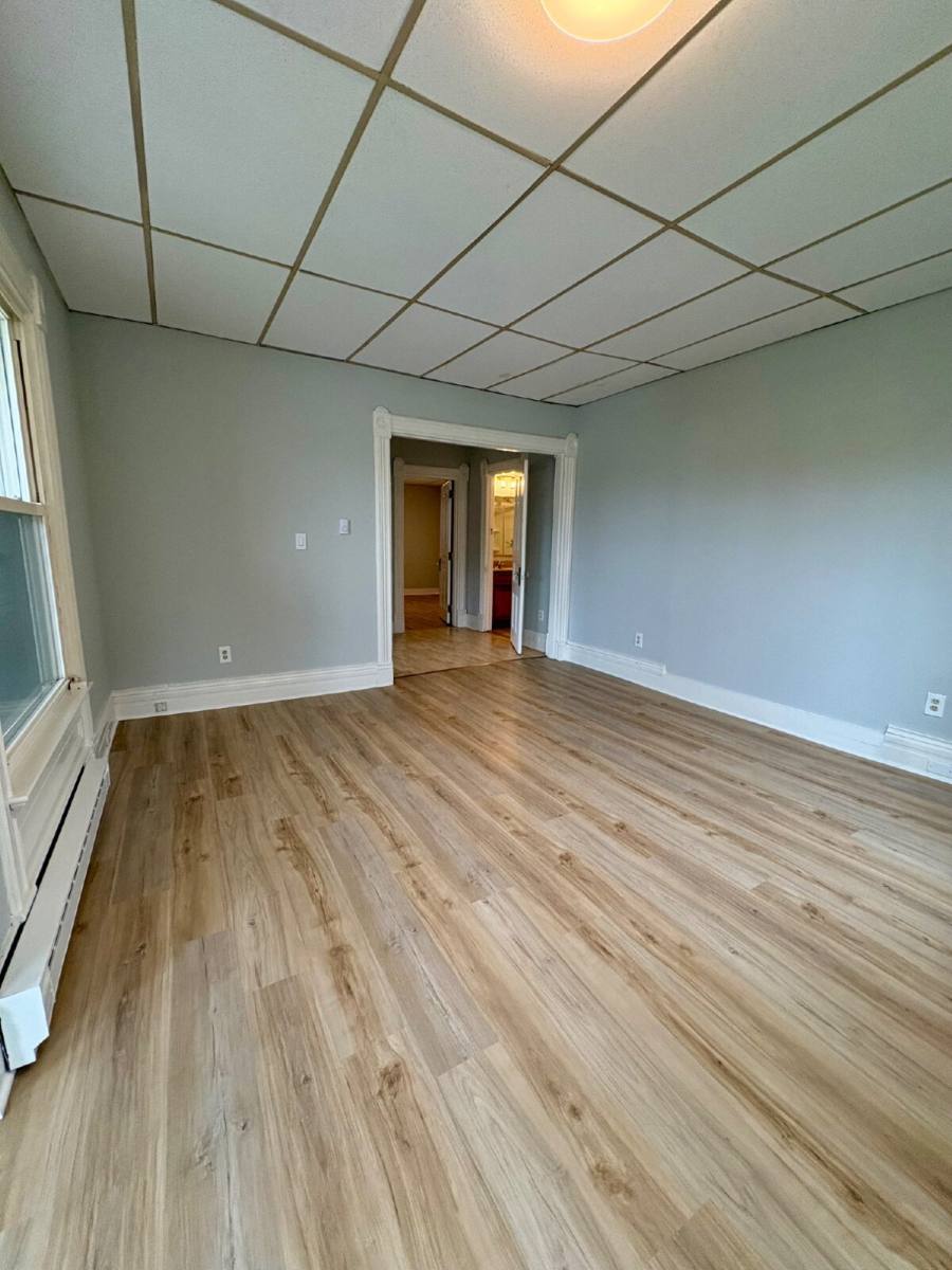 Apartment for rent at 285 Montauk Ave #1, New London, CT 06320