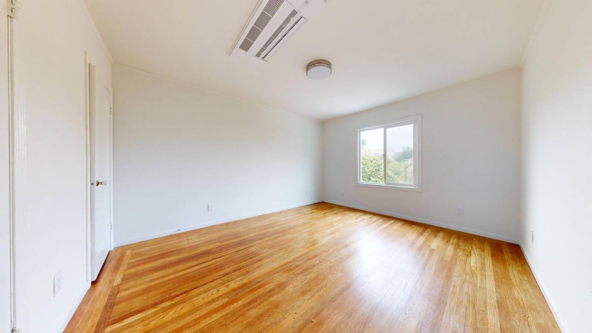 Apartment for rent at 2337 Judah St, San Francisco, CA 94122