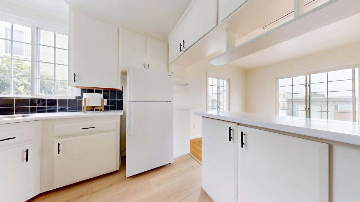 Apartment for rent at 2337 Judah St, San Francisco, CA 94122