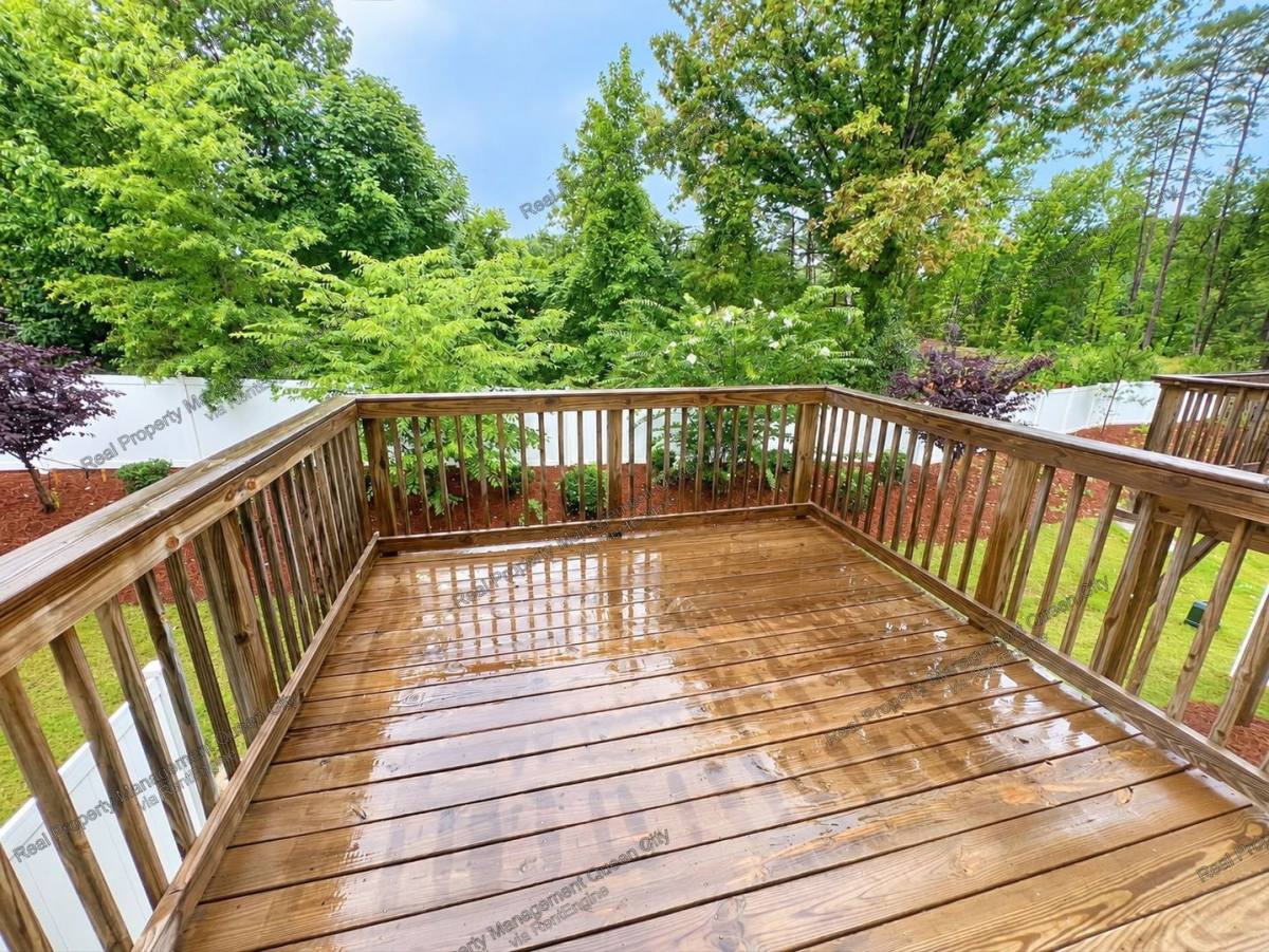 Townhouse for rent at 2407 Lazette Dr, Charlotte, NC 28216