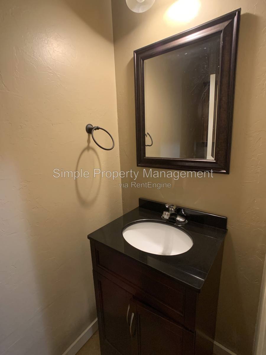 Apartment for rent at 2884 Muzzy St, Choctaw, OK 73020