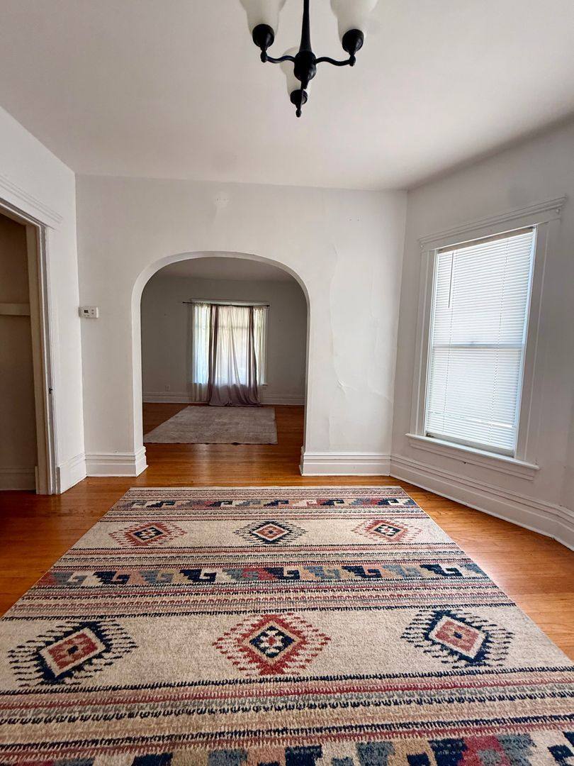 Apartment for rent at 413 Locust St #1, Kalamazoo, MI 49007