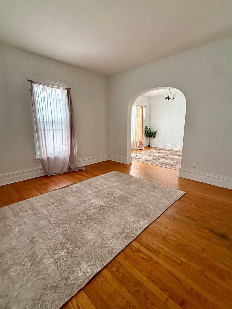 Apartment for rent at 413 Locust St #1, Kalamazoo, MI 49007