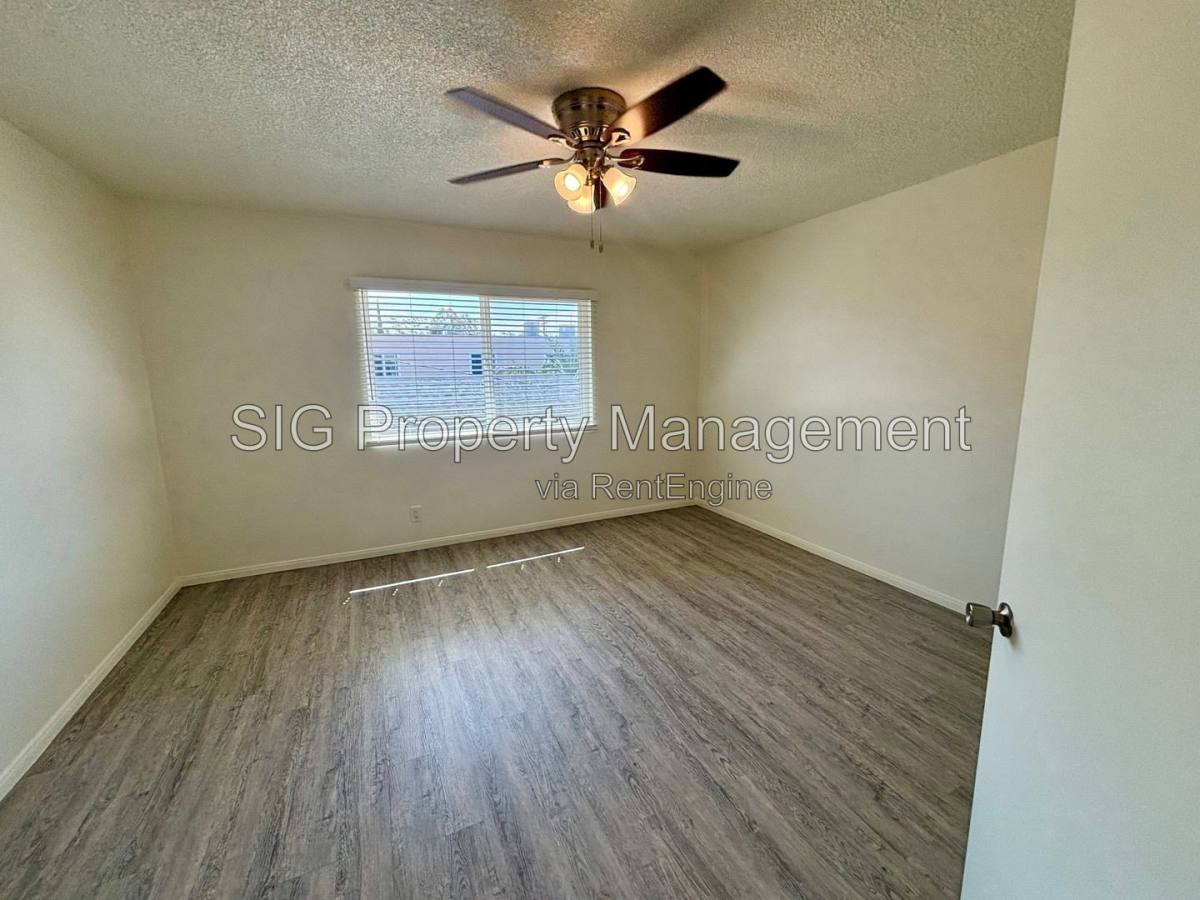 Apartment for rent at 1126 E Doran St, Glendale, CA 91206