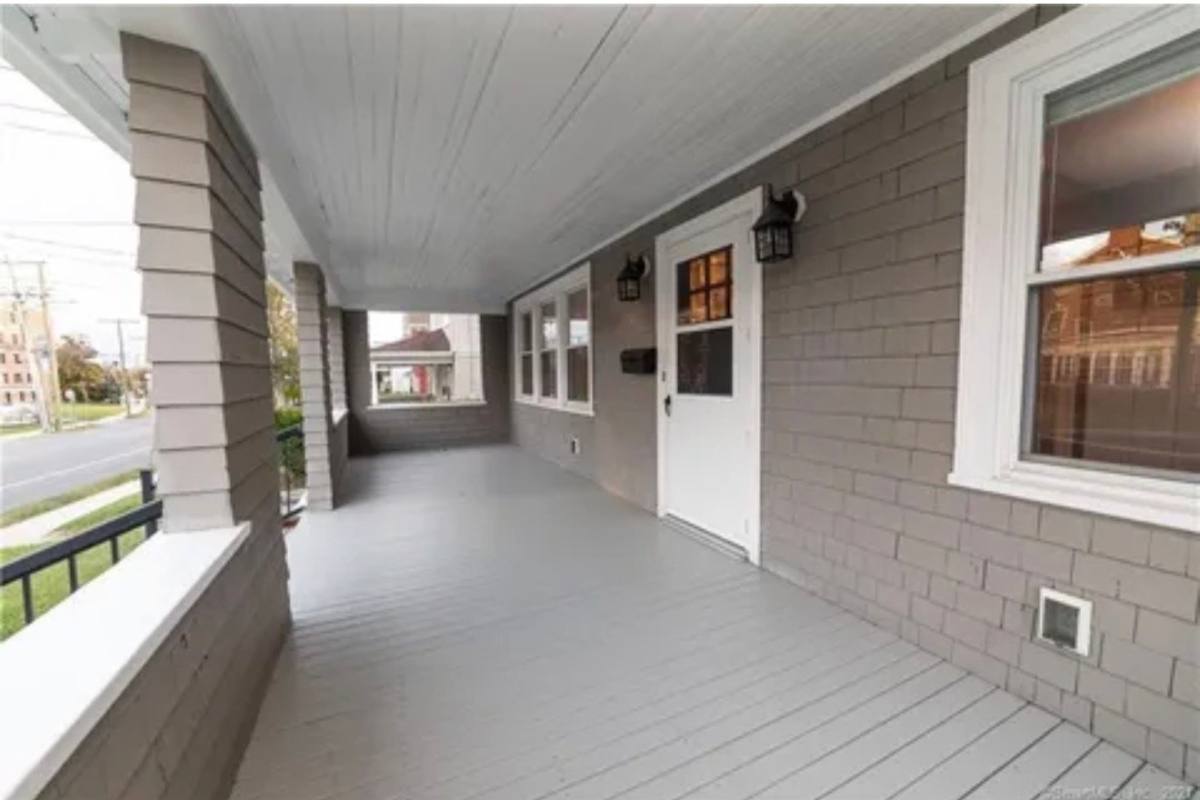 House for rent at 333 Ocean Ave, New London, CT 06320