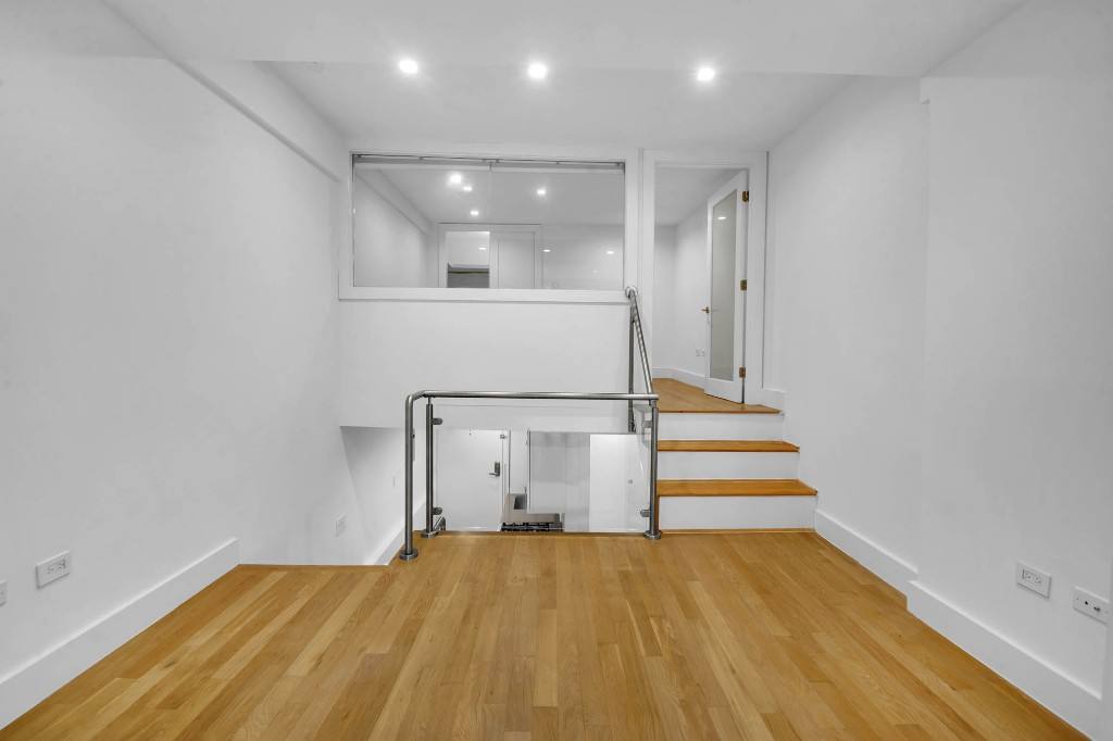 Apartment for rent at 220 E 22nd St #5H, New York, NY 10010