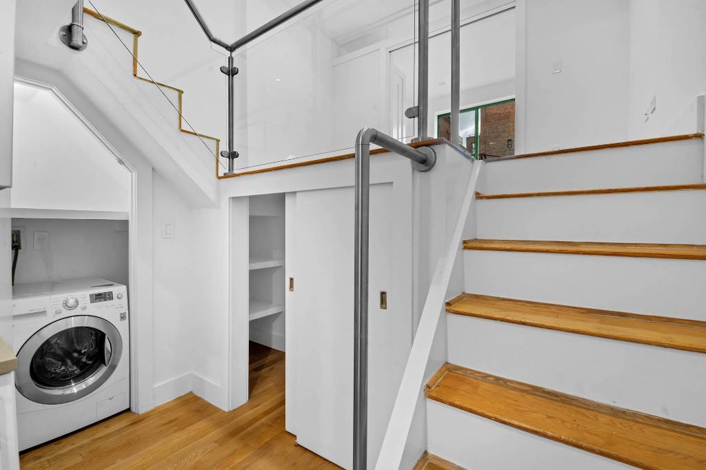 Apartment for rent at 220 E 22nd St #5H, New York, NY 10010
