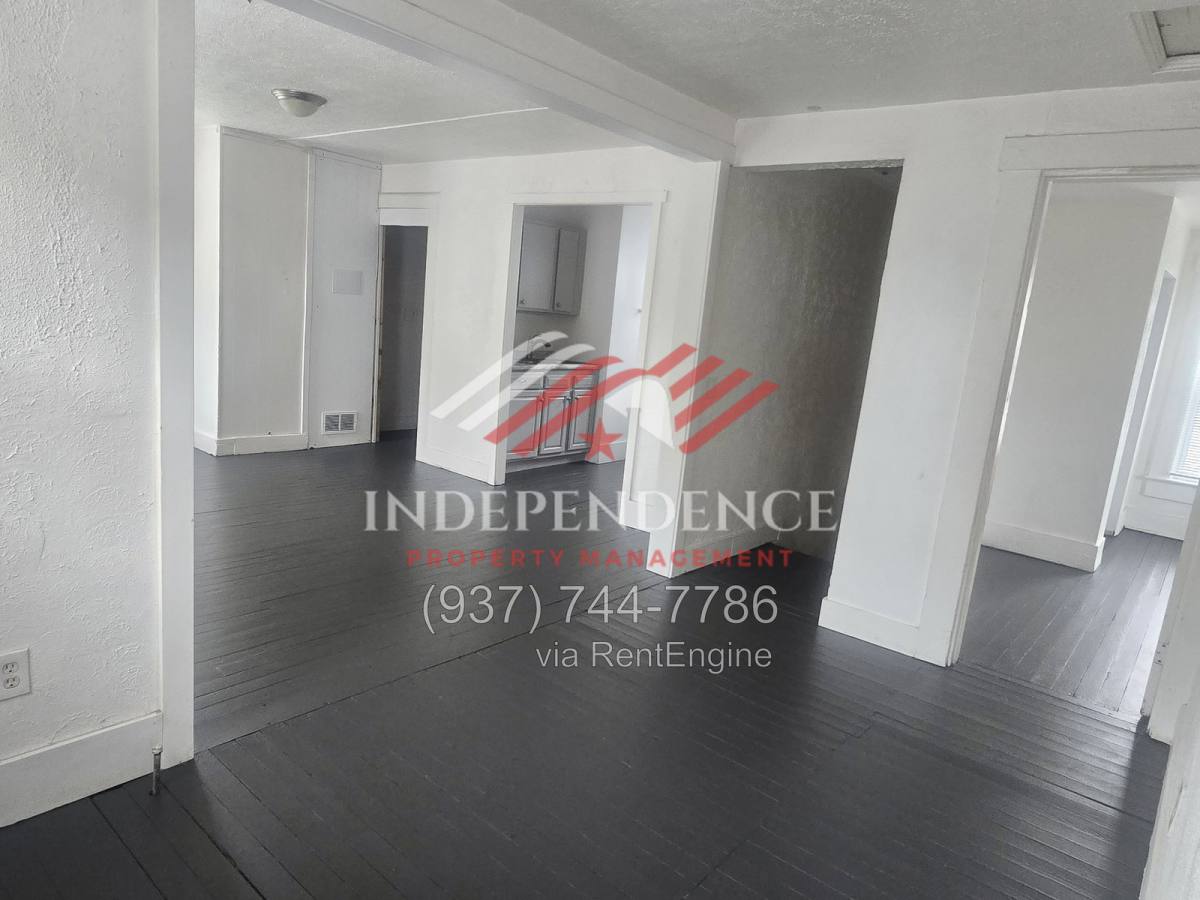Apartment for rent at 721 E Pearl St, Miamisburg, OH 45342