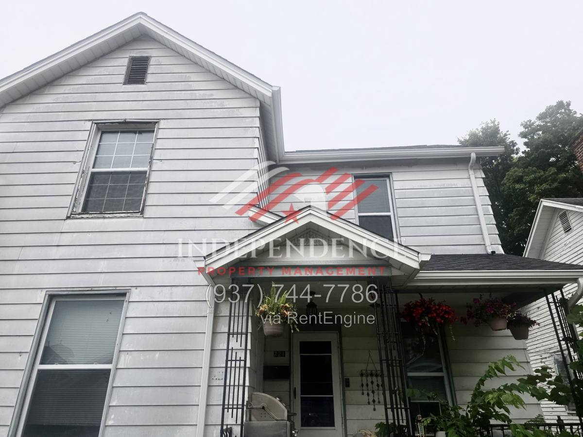 Apartment for rent at 721 E Pearl St, Miamisburg, OH 45342