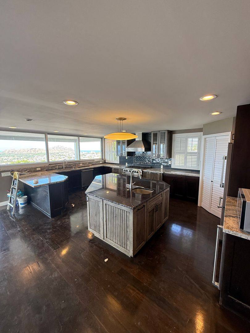 Apartment for rent at 1627 Paula Dr, Honolulu, HI 96816
