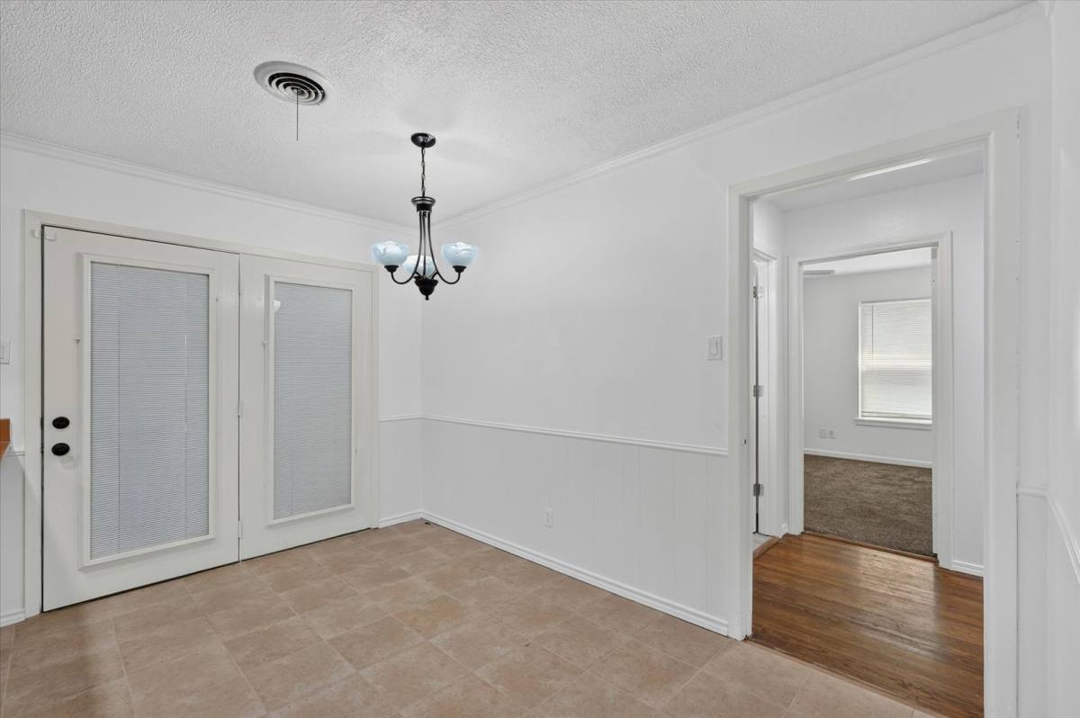 House for rent at 2539 Highwood Dr, Dallas, TX 75228