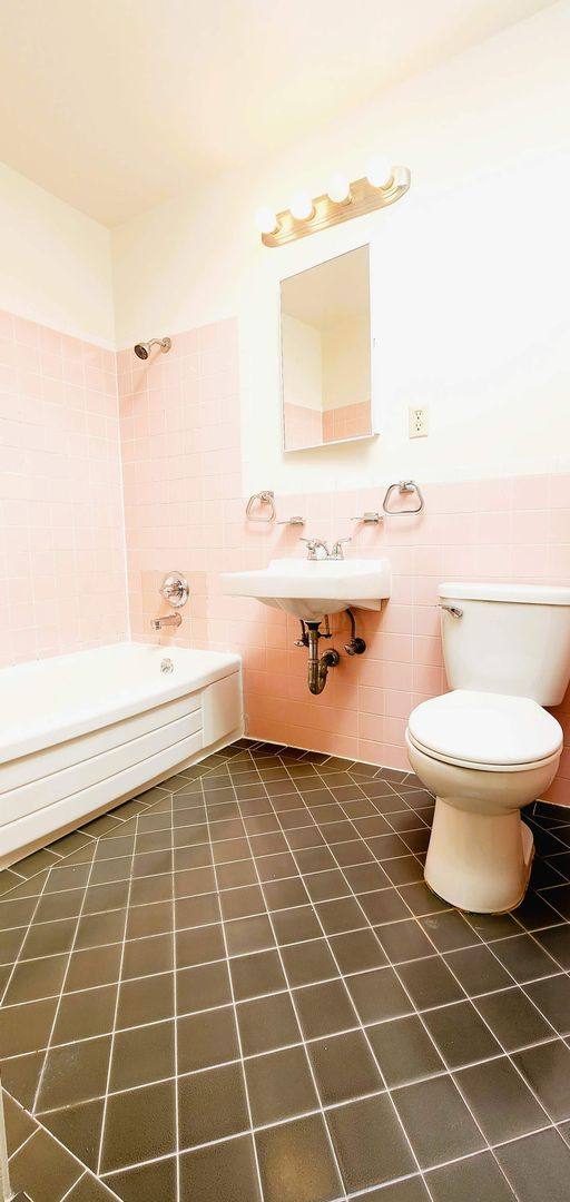 Apartment for rent at 1251 17th Ave, San Francisco, CA 94122