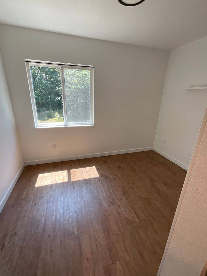 House for rent at 14628 Lawrence Lake Rd Se-Tiny Home, Yelm, WA 98597