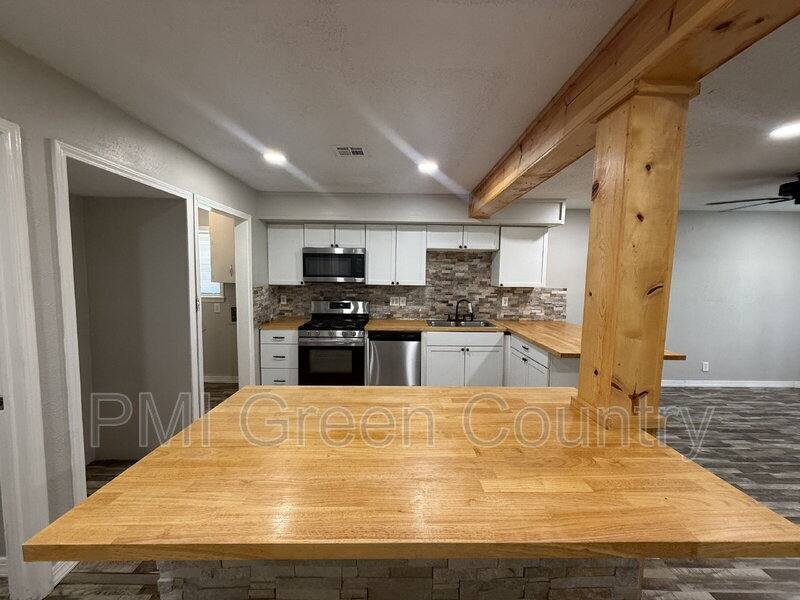 House for rent at 3425 S 114th E Ave, Tulsa, OK 74146