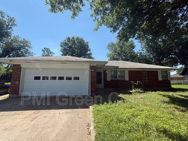 House for rent at 3425 S 114th E Ave, Tulsa, OK 74146